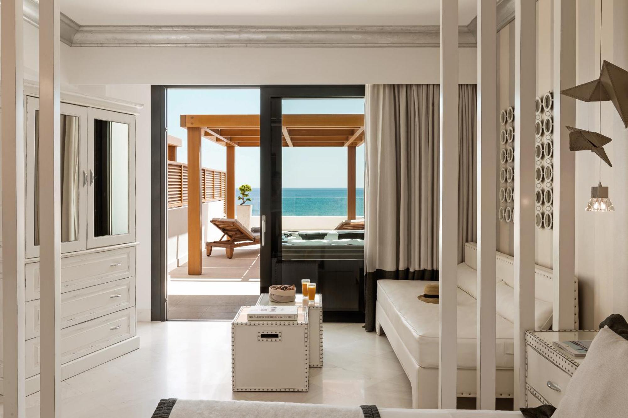 Mitsis Selection Alila Faliraki Quarto foto Deluxe Room