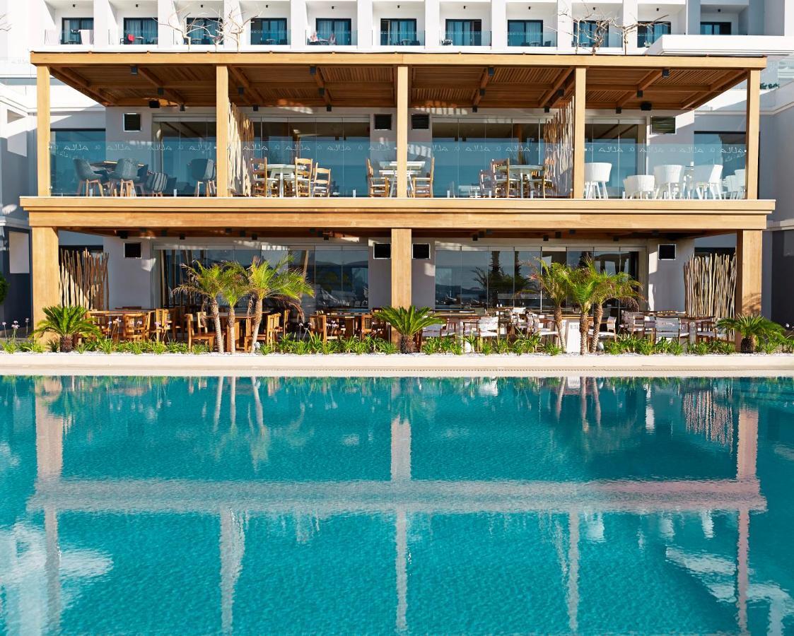 Mitsis Selection Alila Faliraki Exterior foto The hotel's pool