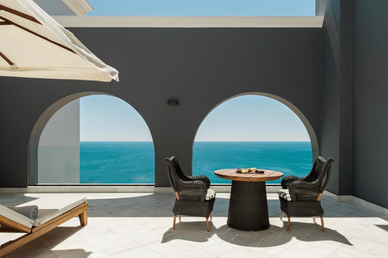 Mitsis Selection Alila Faliraki Exterior foto The hotel's terrace
